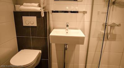 هتل کرنلیسز