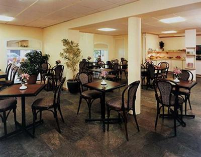 هتل کرنلیسز