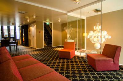 هتل کرنلیسز