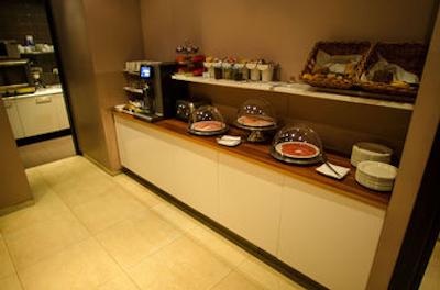 هتل کرنلیسز