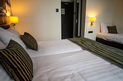 هتل کرنلیسز