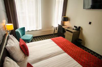 هتل کرنلیسز