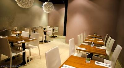 هتل کرنلیسز