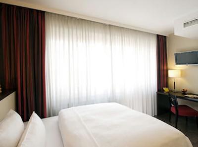 ان اچ کالکشن مونچن باواری