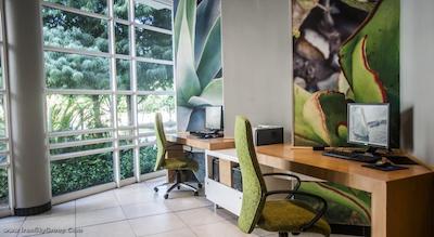 گاردن کورت سندتون سیتی