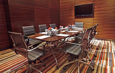 کرون پلازا هوادو