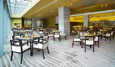 کرون پلازا هوادو