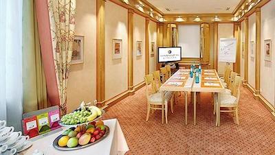 تاپ سیتی لاین کنراد-هتل د ویل مونچن