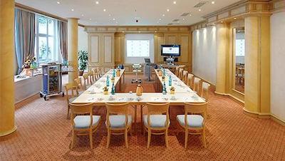 تاپ سیتی لاین کنراد-هتل د ویل مونچن