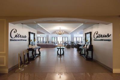 دابل تری بای هیلتون هتل تورنتو داون تاون