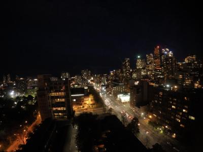 دابل تری بای هیلتون هتل تورنتو داون تاون