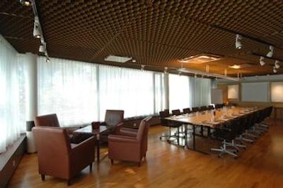 هیلتون هلسینکی کلستاجتورپا