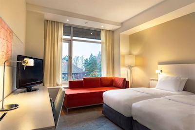 هیلتون هلسینکی کلستاجتورپا