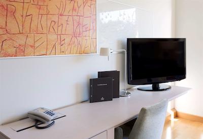 هیلتون هلسینکی کلستاجتورپا