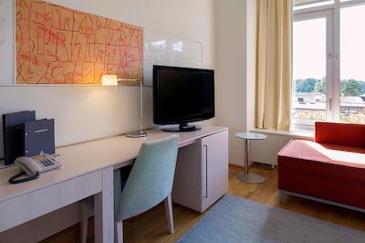 هیلتون هلسینکی کلستاجتورپا