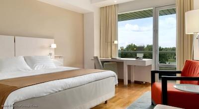 هیلتون هلسینکی کلستاجتورپا