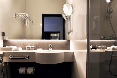 هیلتون هلسینکی کلستاجتورپا