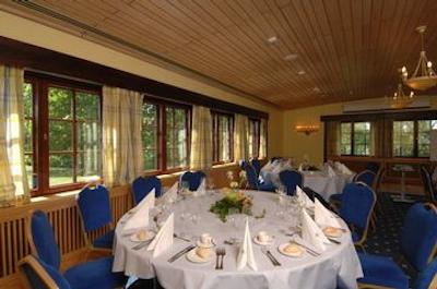 هیلتون هلسینکی کلستاجتورپا