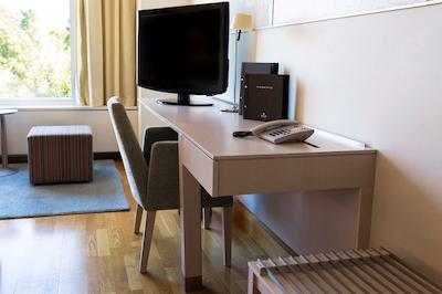 هیلتون هلسینکی کلستاجتورپا