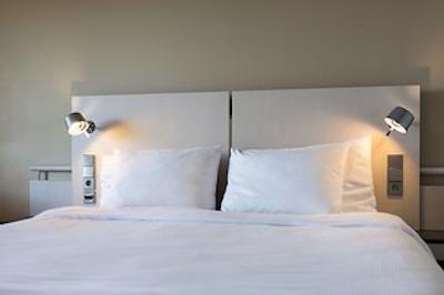 هیلتون هلسینکی کلستاجتورپا