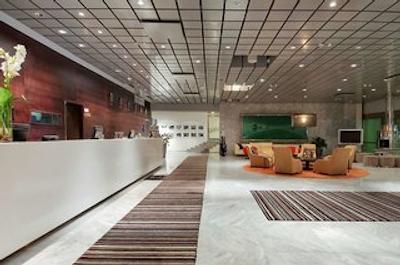 هیلتون هلسینکی کلستاجتورپا