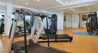 هیلتون هلسینکی کلستاجتورپا