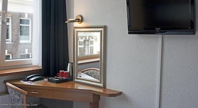 نیکولاس ویتسن