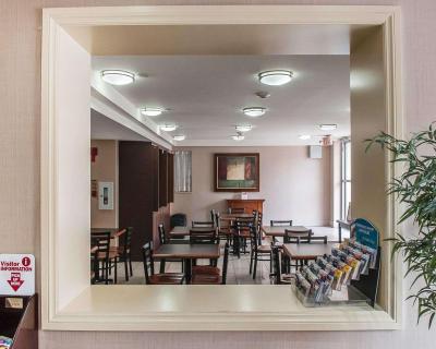 اکنو لودج این اند سویتس داون تاون