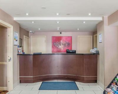 اکنو لودج این اند سویتس داون تاون