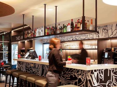 آیبیس آمستردام سنتر استاپرا