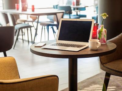 آیبیس آمستردام سنتر استاپرا