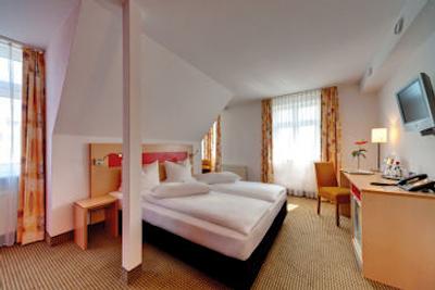 نوریس هتل نورنبرگ