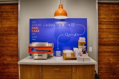 هالیدی این اکسپرس تورنتو-ایست اسکاربرو