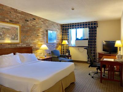 هالیدی این اکسپرس تورنتو-ایست اسکاربرو