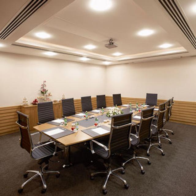 موونپیک هتل ازمیر