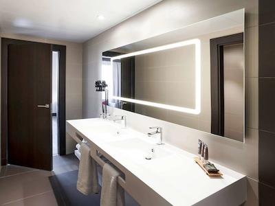 نوتل مادرید سنتر