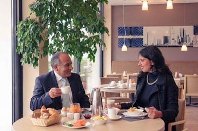 مرکور هتل فرانکفورت اشبورن اوست