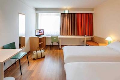 آیبیس برلین مس