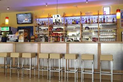 ای اند او وین هاوپتباهنهف