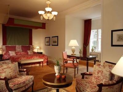 فالکنستین گرند کمپینسکی