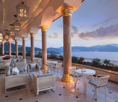 د بدروم بای پارامونت هتل اند ریزورت