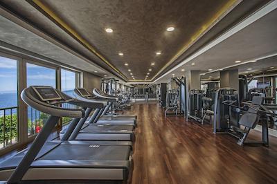 د بدروم بای پارامونت هتل اند ریزورت