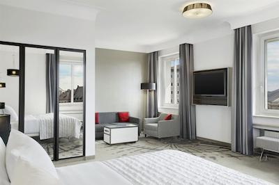 له مریدین گرند