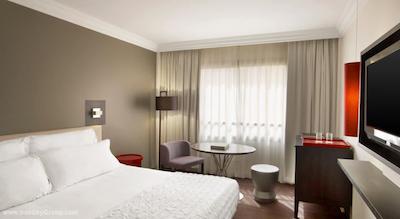 له مریدین نایس