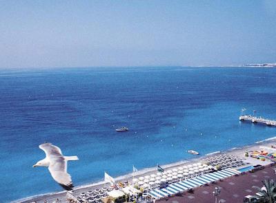 له مریدین نایس