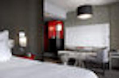 له مریدین نایس