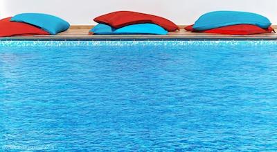 له مریدین نایس