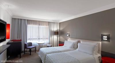 له مریدین نایس