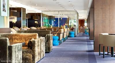 له مریدین نایس