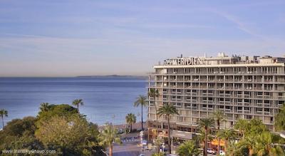 له مریدین نایس